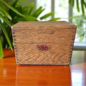 VINTAGE Weis Oak Dovetail Index Card Filing Box - Made in USA